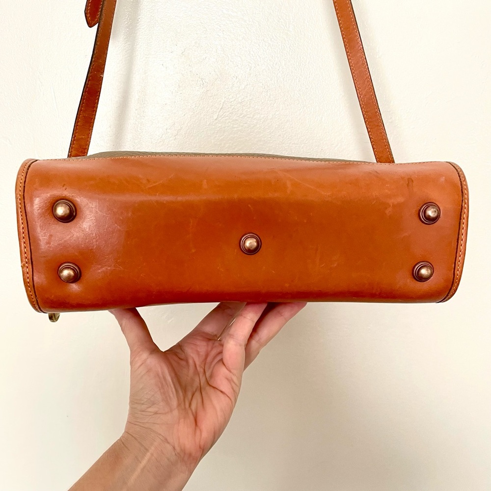 Vintage 80’s Dooney & Bourke Crossbody Handbag - Picture 6 of 11